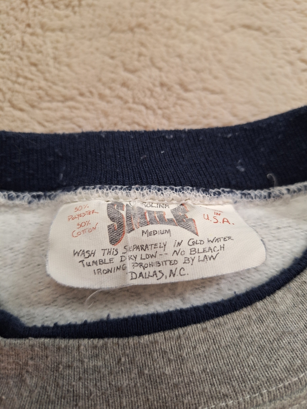 Vintage Hampton Beach Gray Medium Crewneck Sweatshirt Men's Medium/Unisex Fit - Picture 4 of 7